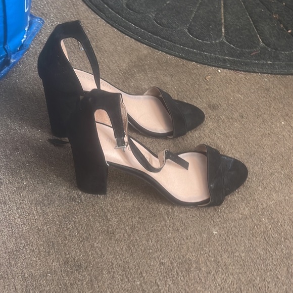 Black madden girl heals worn only once - Picture 2 of 2